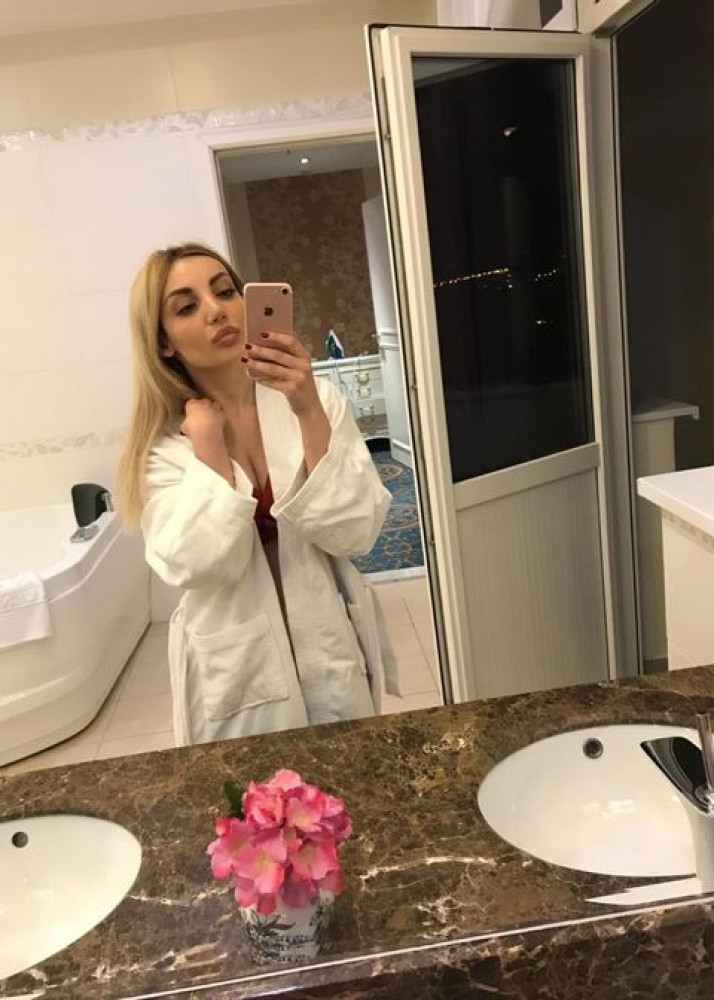 Индивидуалка Снежана главное фото в городе Ленинградская 